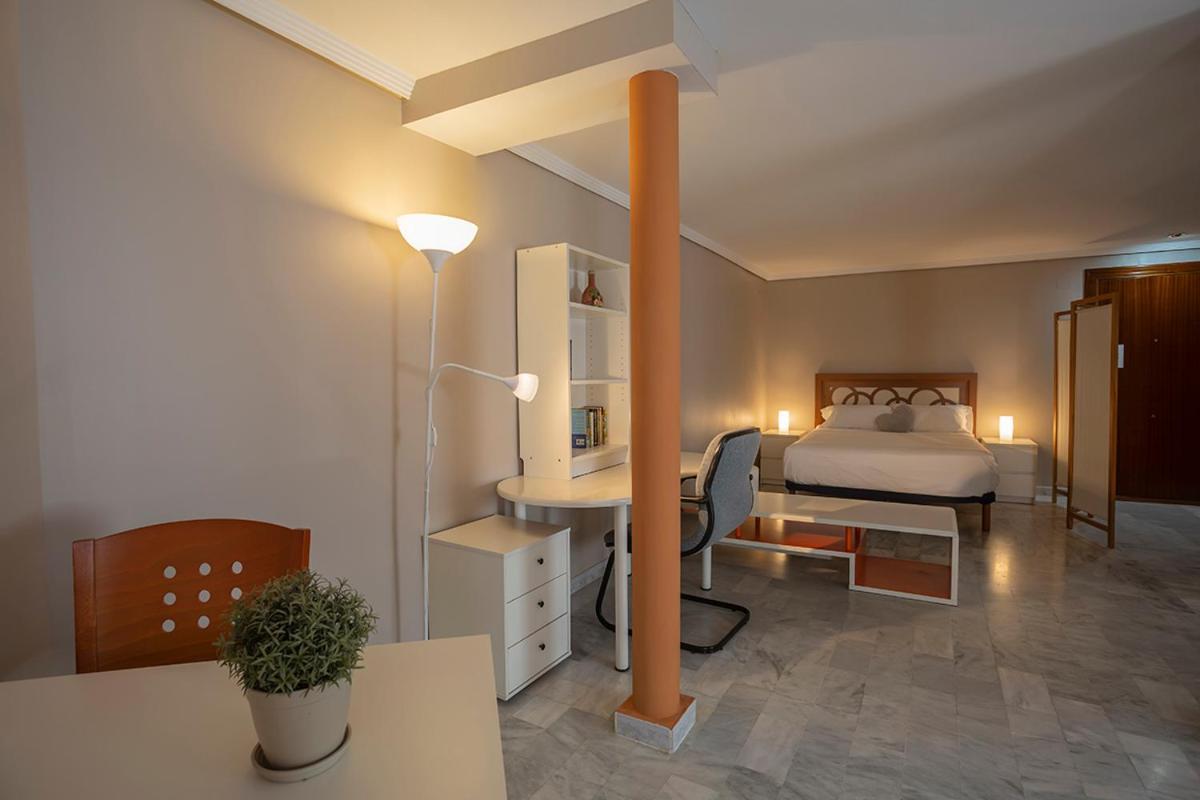 Francos 3 Sevilla Urban Apartment Dış mekan fotoğraf