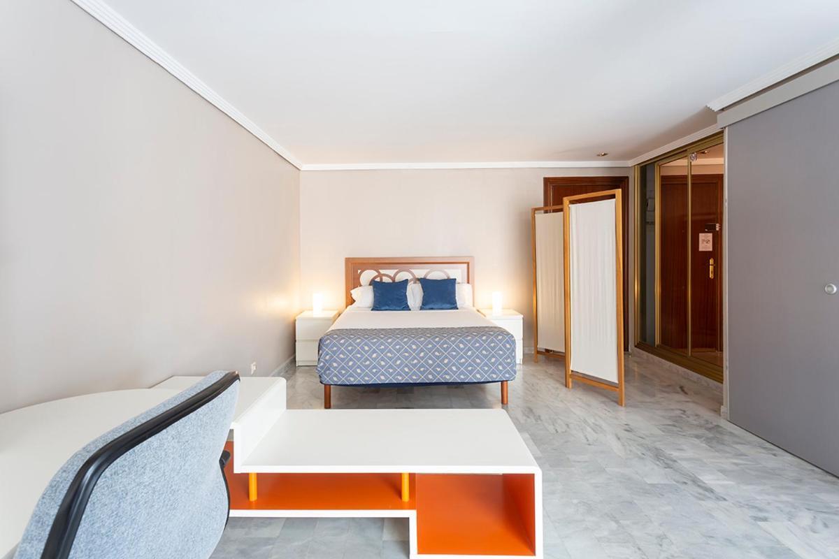 Francos 3 Sevilla Urban Apartment Dış mekan fotoğraf